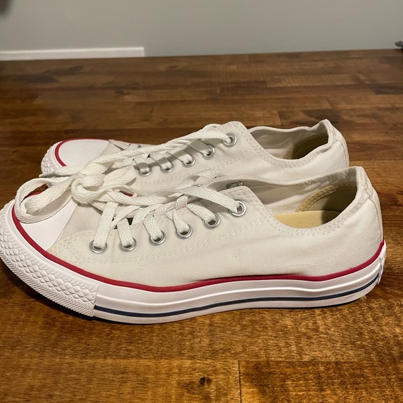 Converse - Picture 2 of 5